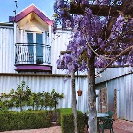 The Stable On Olive Apartment Милдура Стая снимка